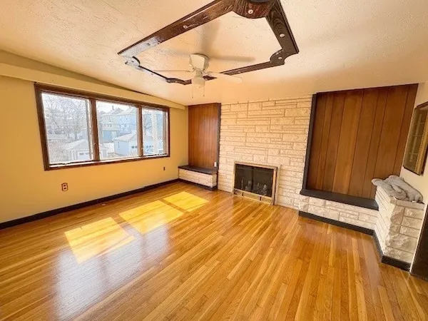 $3,800 | 86 Elmer Road, Unit 2, Boston, MA 02124