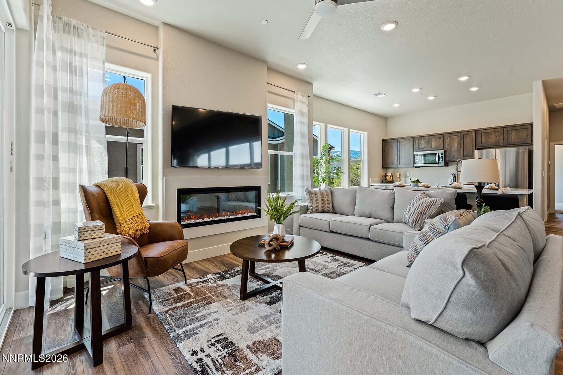 180 Silver Peak Loop, Unit 3 Carson City, NV 89701 - Photo 6 of 17 103_silver_creek_unit_c-11