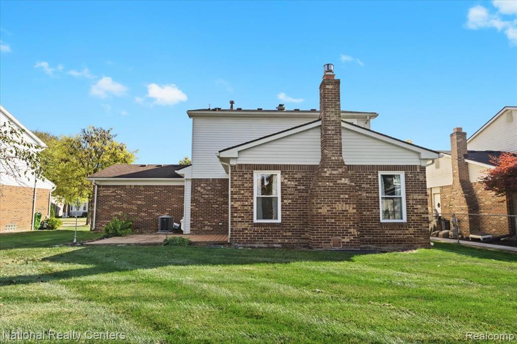 8451 Mannington Road Canton, MI 48187 - Photo 29 of 32