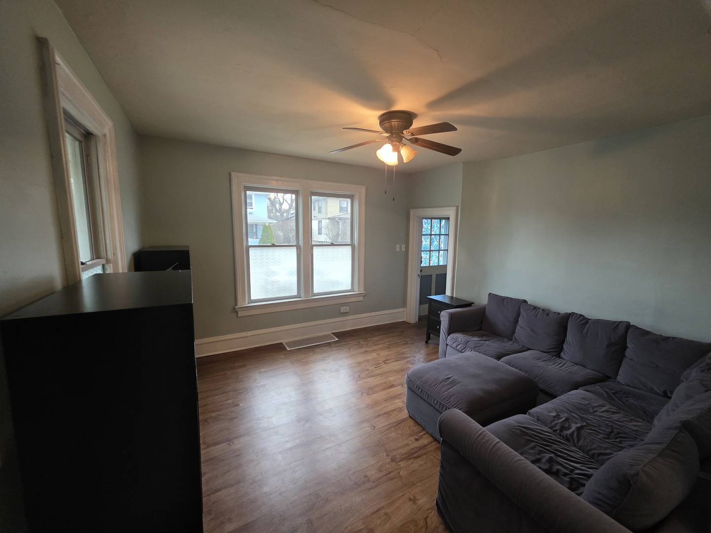 463 North Street Elgin, IL 60120 - Photo 4 of 17