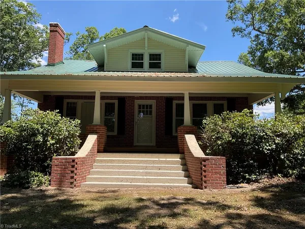 $1,999,000 | Undisclosed Address, Liberty, NC 27298