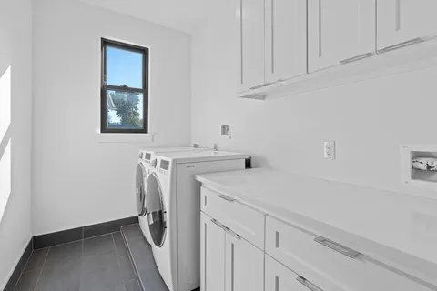 $1,399,000 | 1604 Miriam Avenue, Austin, TX 78702