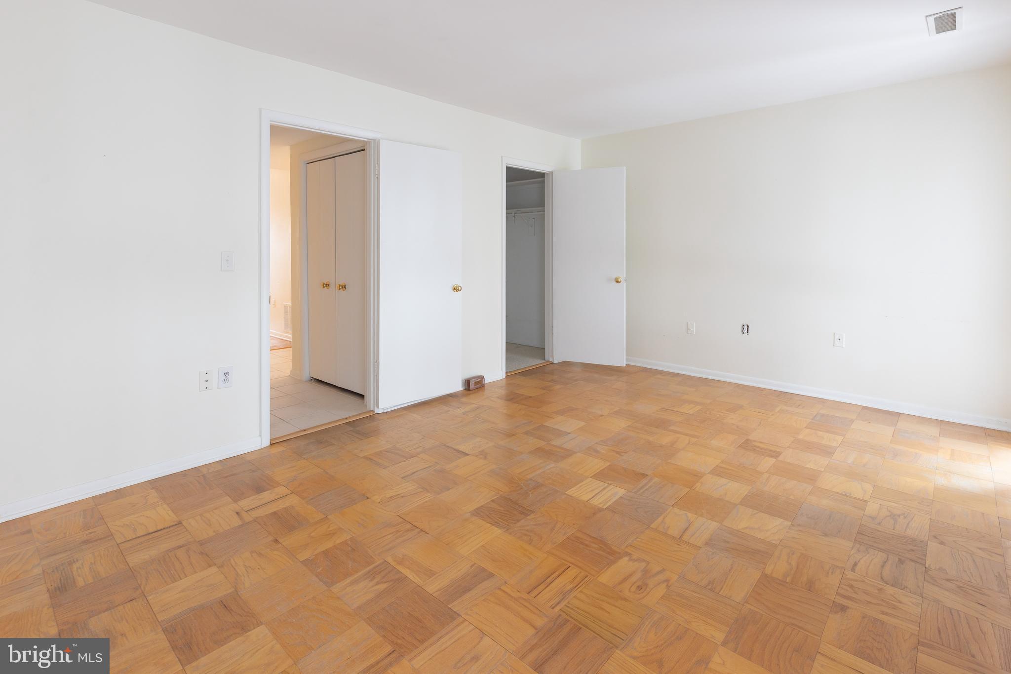 120 Cross Keys Road, Unit E Baltimore, MD 21210 - Photo 15 of 22