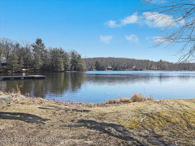 a view of a tennis court