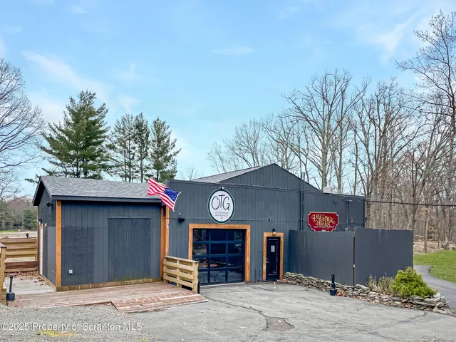 $349,000 | 134 Laurel Hill Drive, Unit 105, Greentown, PA 18426