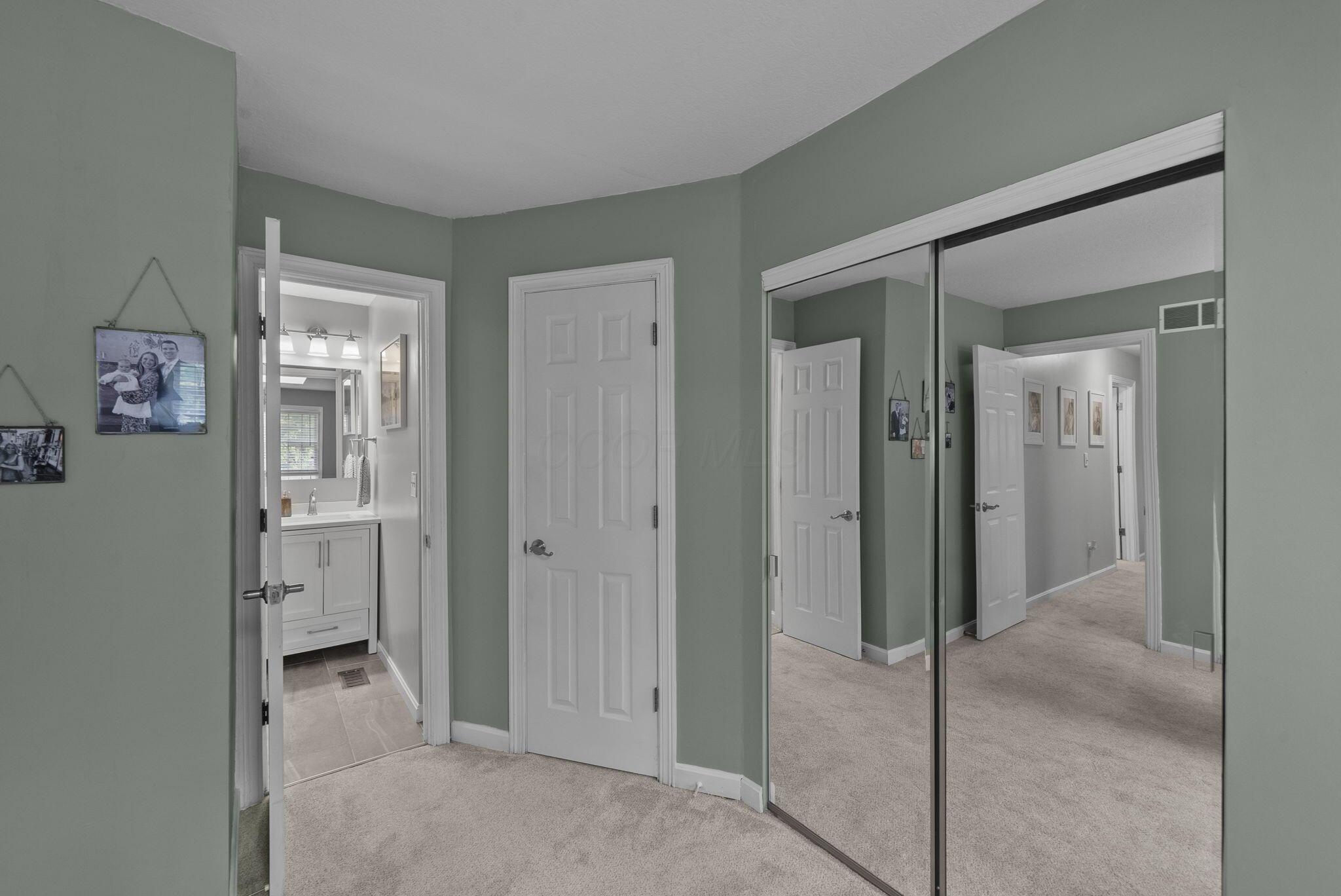 2391 Fishinger Road Columbus, OH 43221 - Photo 39 of 86 46-web-or-mls-DSC03546