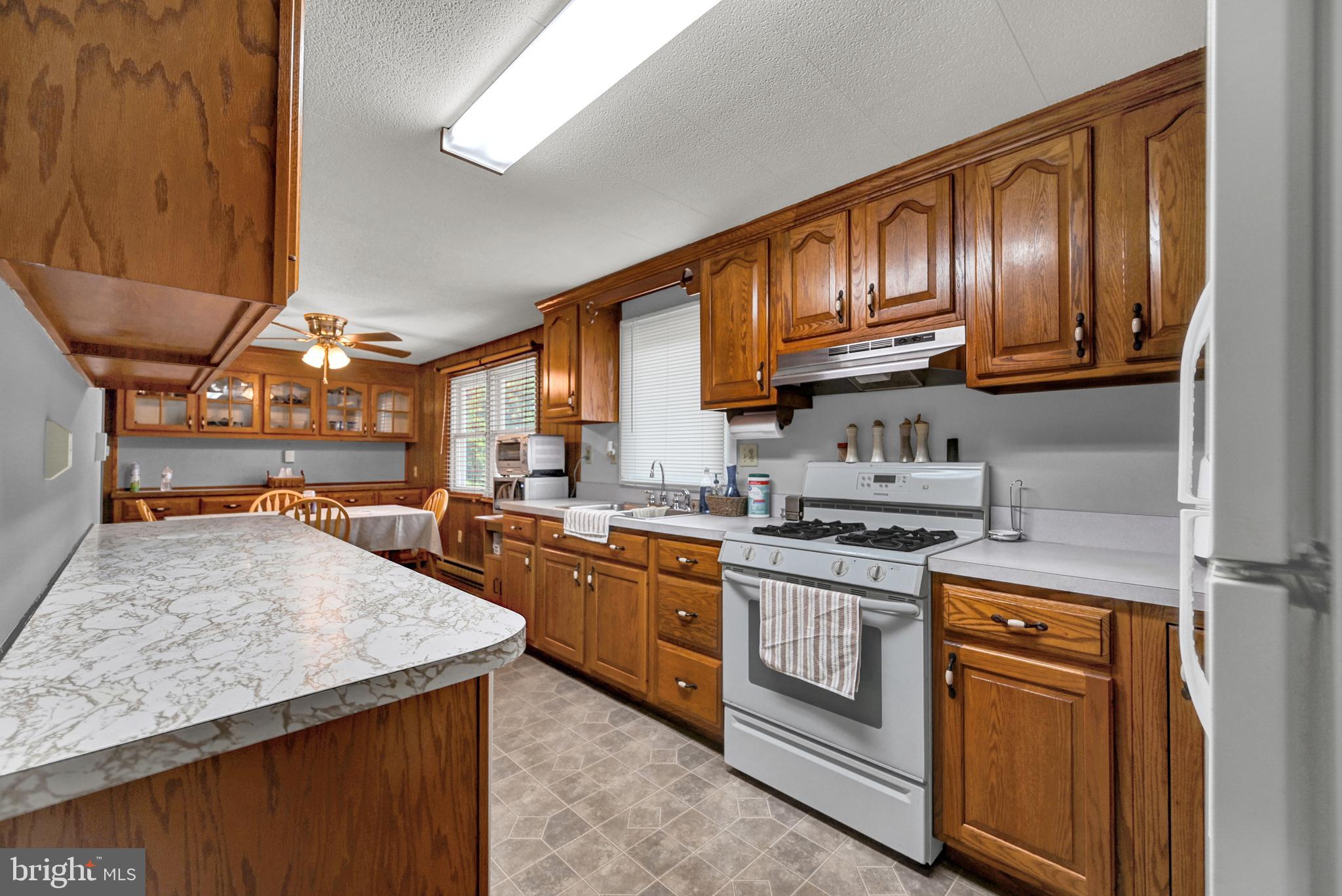 4033 Rinehart Road Westminster, MD 21158 - Photo 4 of 16 Gallery Image 4
