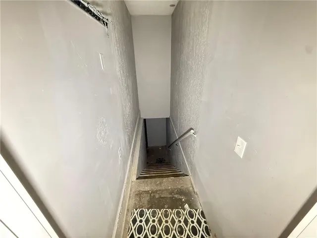 $314,000 | 8220 Freeman Avenue, Kansas City, KS 66112