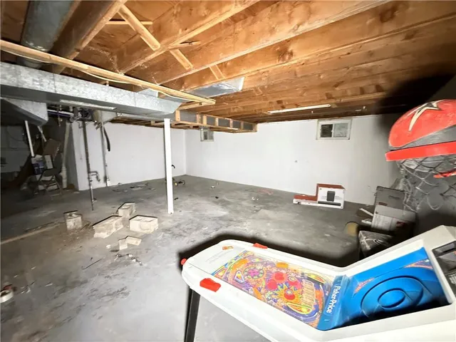 $314,000 | 8220 Freeman Avenue, Kansas City, KS 66112