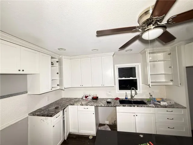 $314,000 | 8220 Freeman Avenue, Kansas City, KS 66112