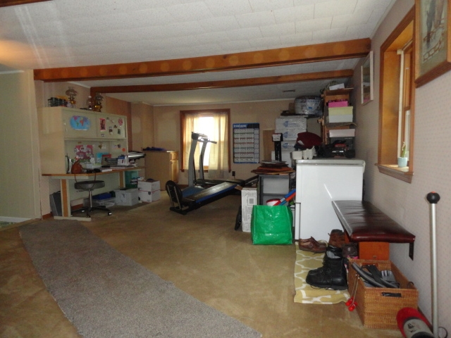 627 East McCoysburg Road Rensselaer, IN 47978 - Photo 11 of 16