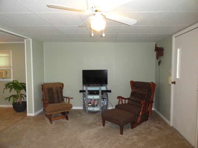 627 East McCoysburg Road Rensselaer, IN 47978 - Photo 10 of 16