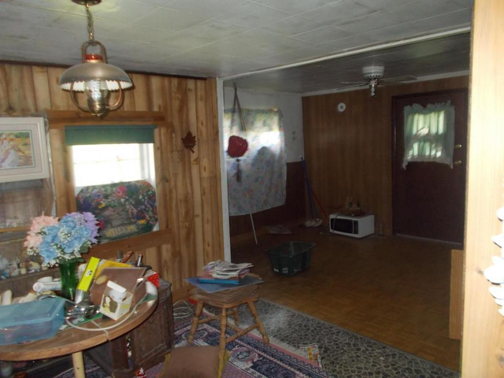 151 Jesse Peters Road, Unit 1 Dryden, VA 24243 - Photo 8 of 10 dinning room