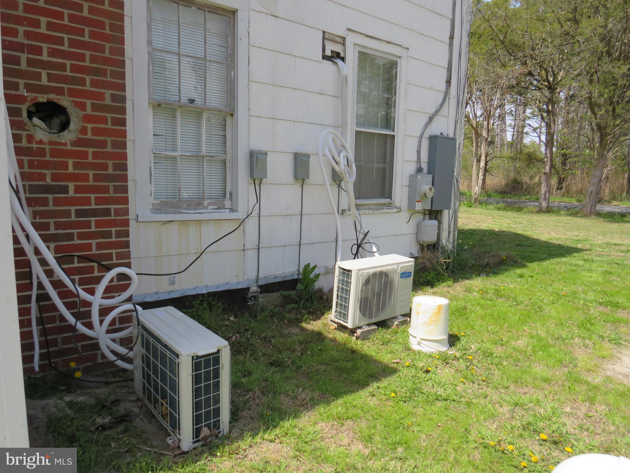 26955 Johnson Creek Road Crisfield, MD 21817 - Photo 34 of 35 a house view with a outdoor space
