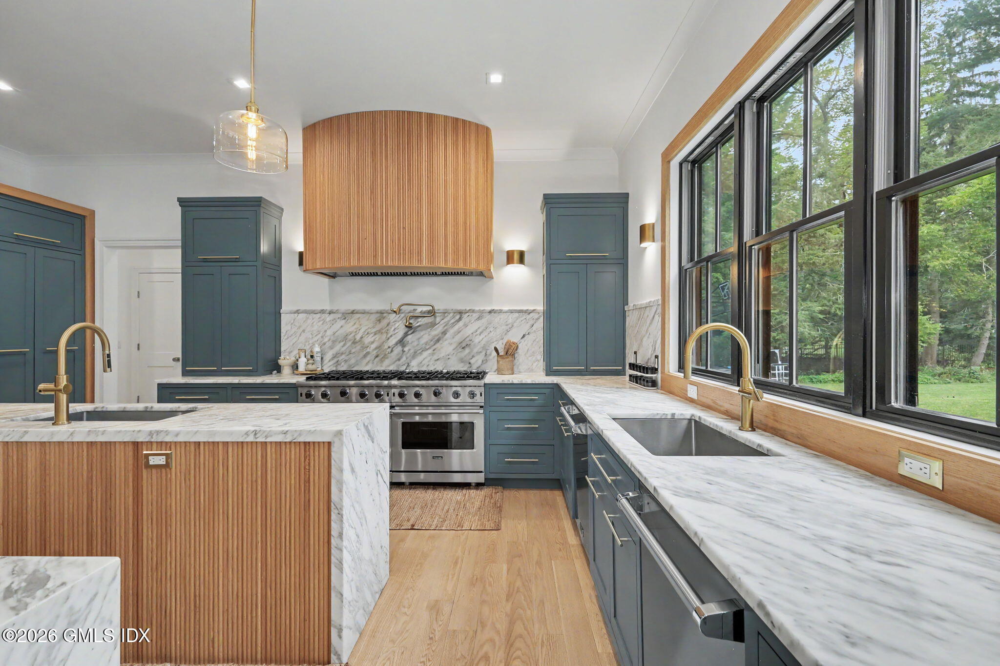 273 Riversville Road Greenwich, CT 06831 - Photo 9 of 49 kitchen