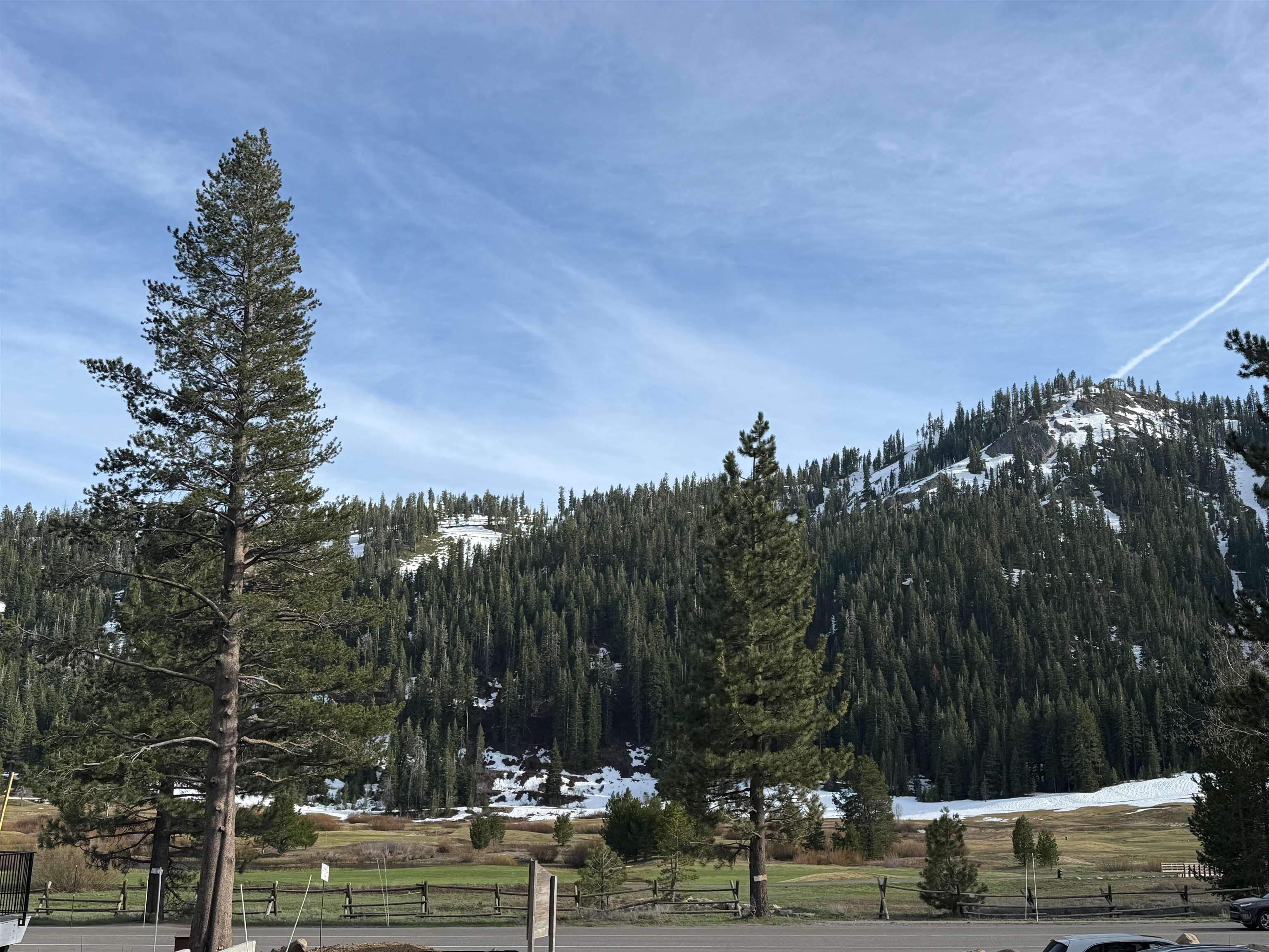1560 Olympic Vly Road, Unit 14 Olympic Valley, CA 96146 - Photo 21 of 26 a view of a yard