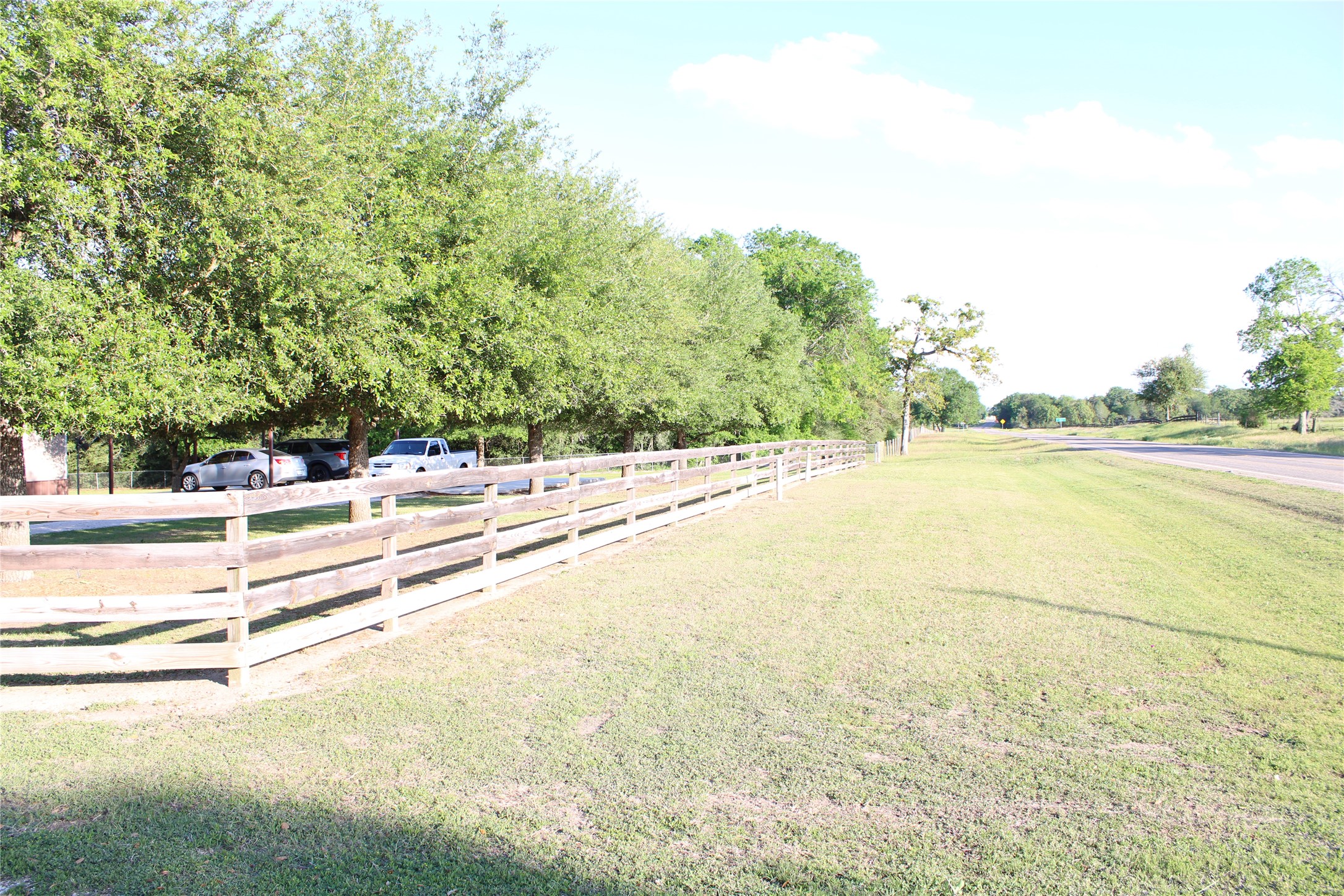 644 FM 2679 Road Brenham, TX 77833 - Photo 2 of 31