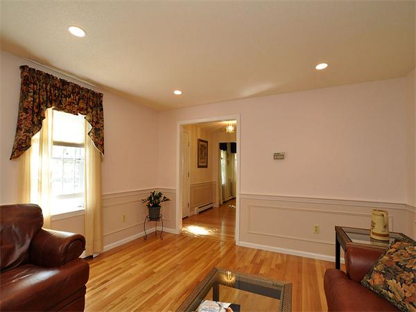 9 Plimpton Road Sharon, MA 02067 - Photo 6 of 28 Gallery Image 6