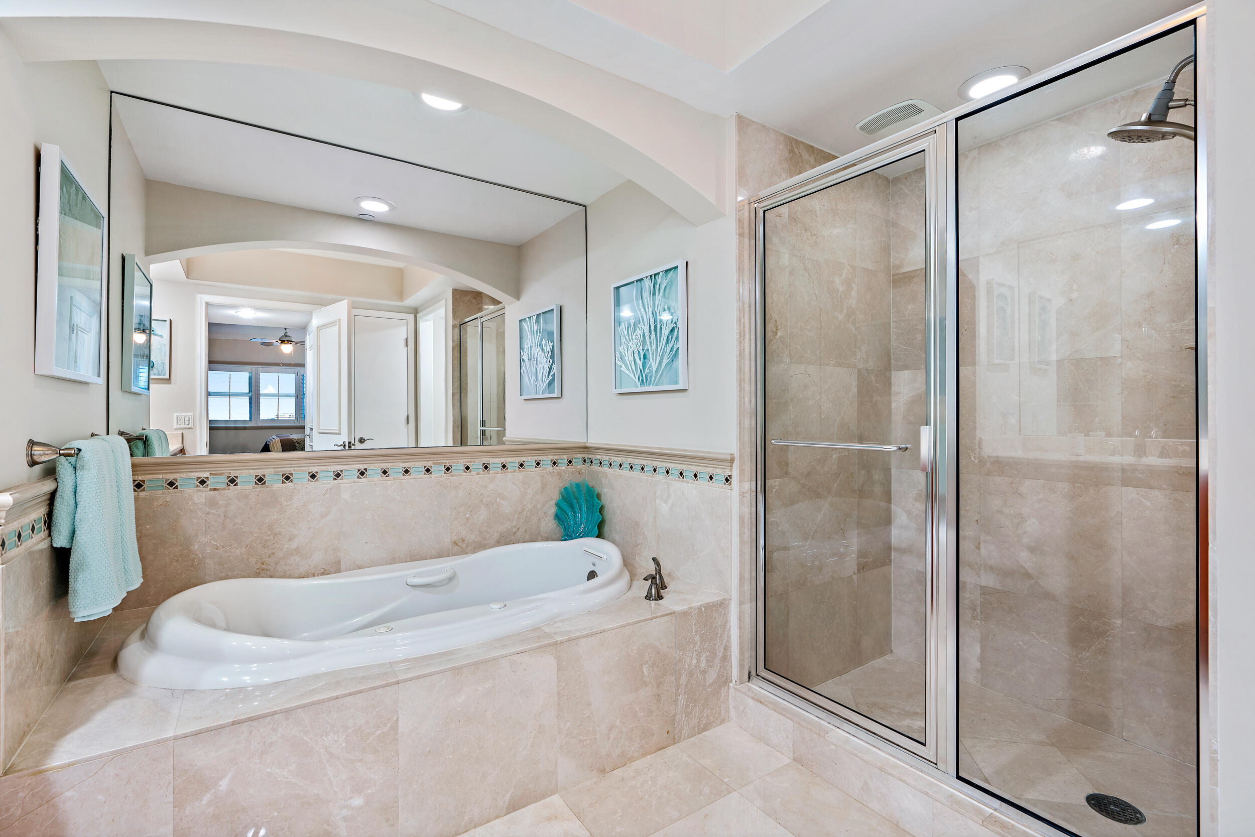 2640 Lake Shore Drive, Unit 616 Riviera Beach, FL 33404 - Photo 17 of 42 Master Bathroom
