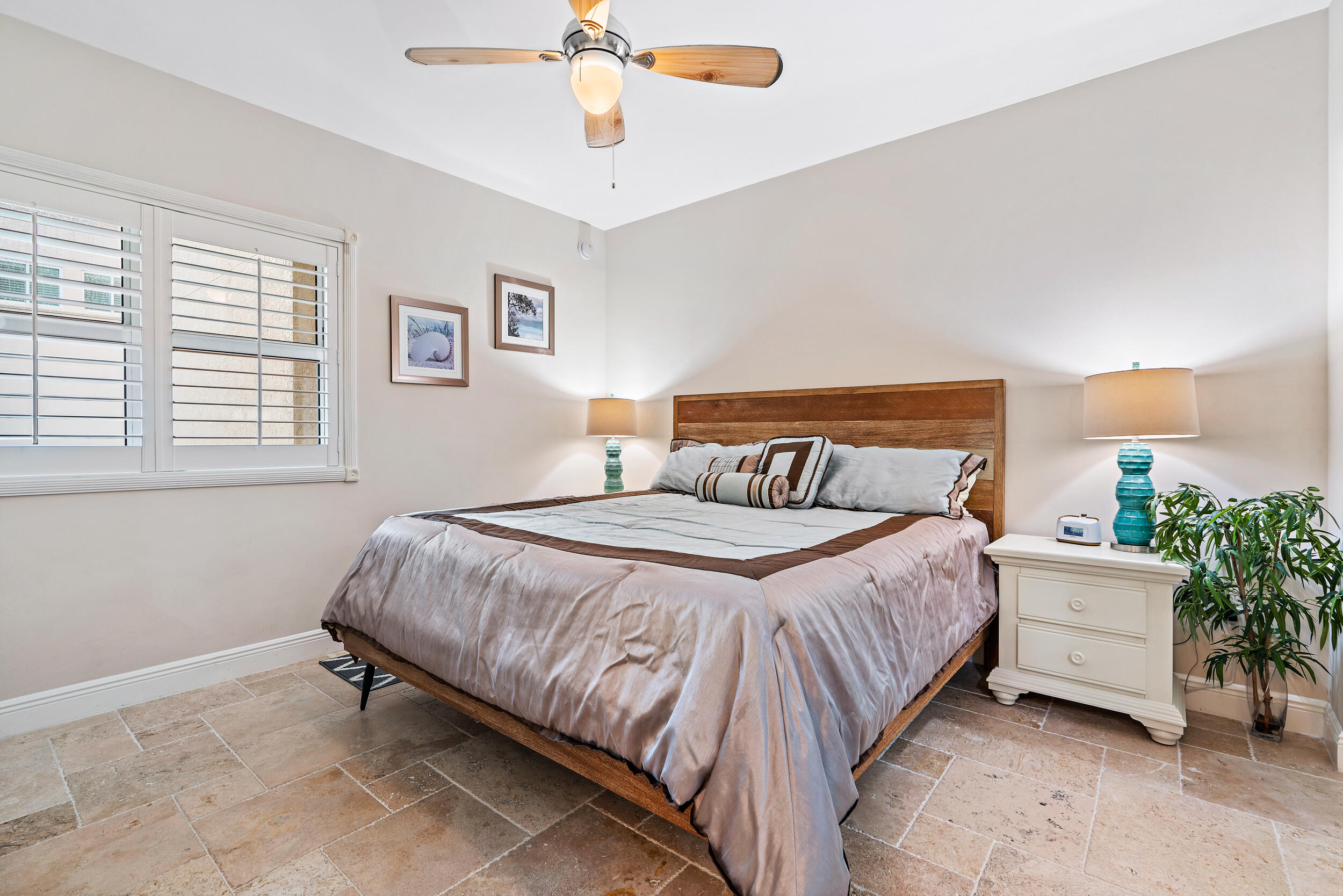 2640 Lake Shore Drive, Unit 616 Riviera Beach, FL 33404 - Photo 20 of 42 Bedroom 3