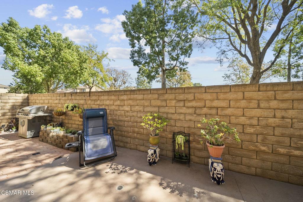 1838 Amberleaf Lane Simi Valley, CA 93065 - Photo 30 of 39 a view of outdoor seating