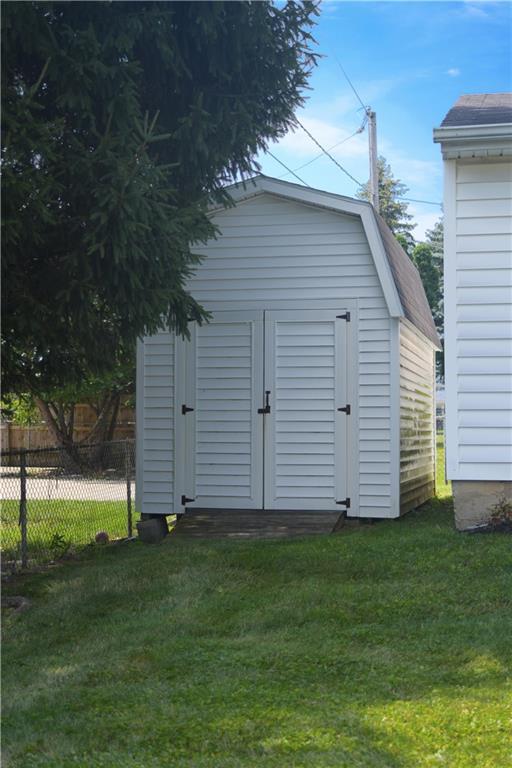 4239 Nevada Road Springfield, OH 45503 - Photo 9 of 22