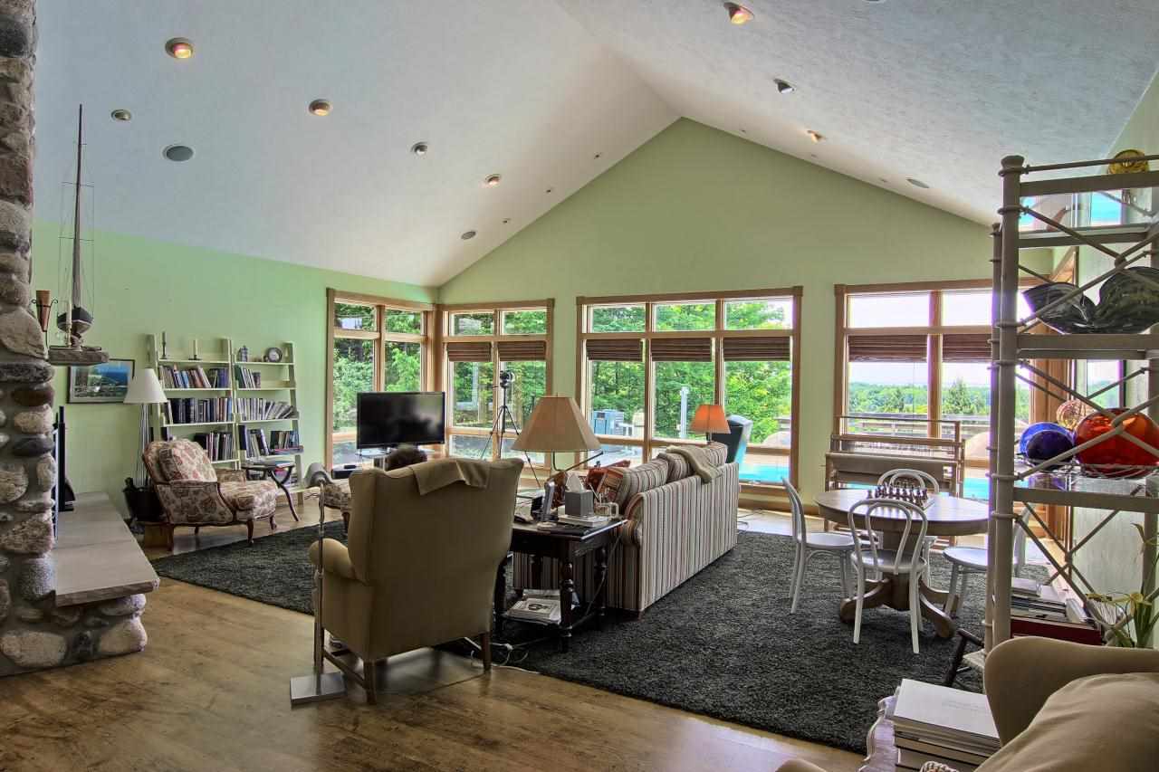 5489 North Jacobson Road Northport, MI 49670 - Photo 10 of 42 1798913-9.JPG