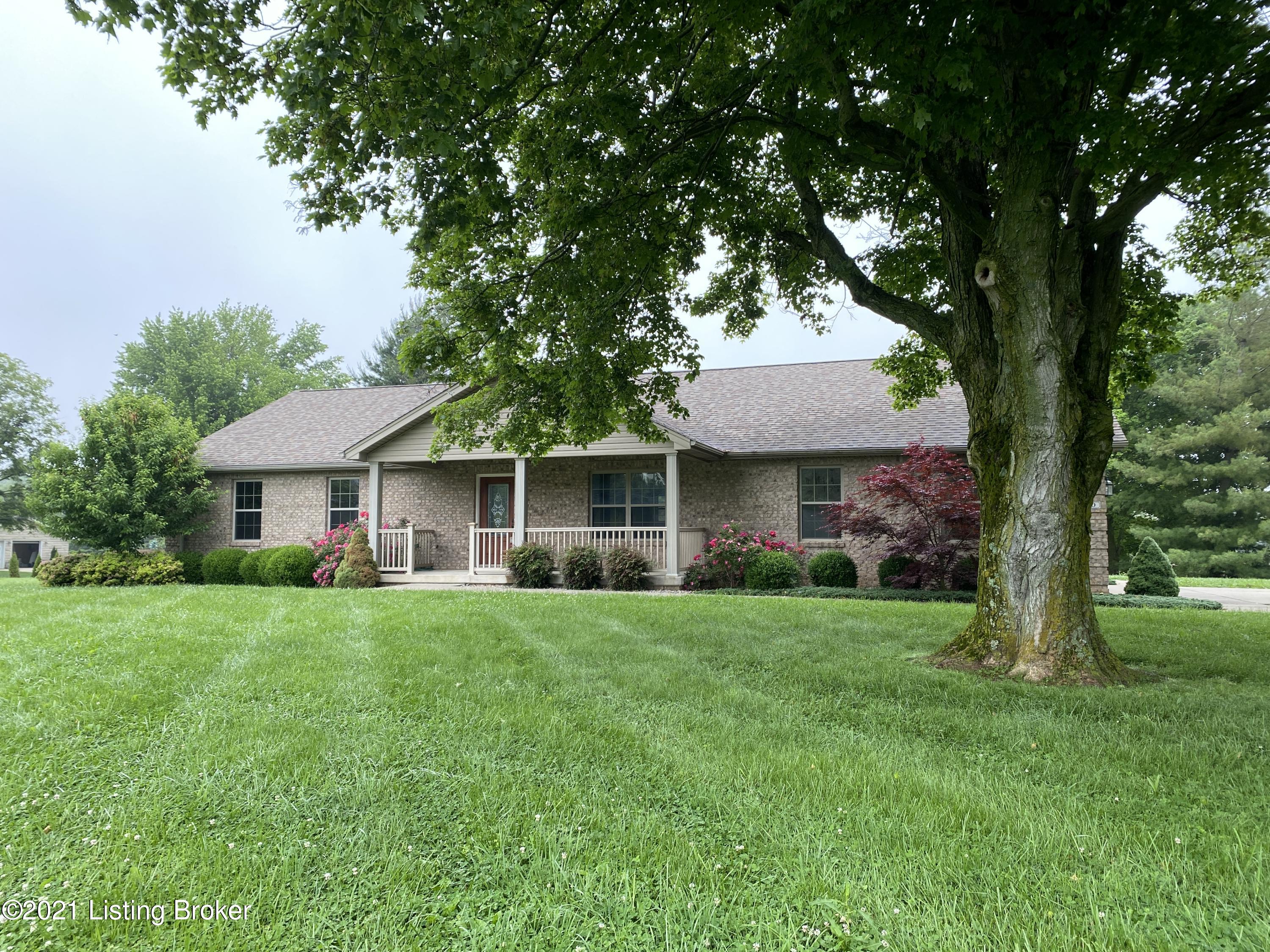 720 Shot Hunt Road Vine Grove, KY 40175 - Photo 4 of 51 IMG_3421