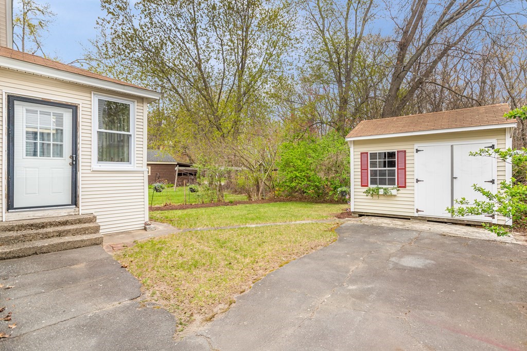 31 Rockingham Street Lowell, MA 01852 - Photo 21 of 22 Gallery Image 21