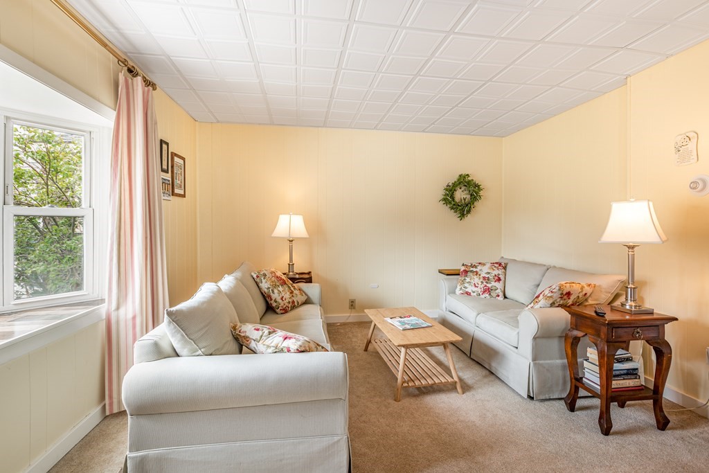 31 Rockingham Street Lowell, MA 01852 - Photo 4 of 22 Gallery Image 4