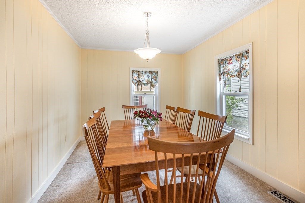 31 Rockingham Street Lowell, MA 01852 - Photo 6 of 22 Gallery Image 6