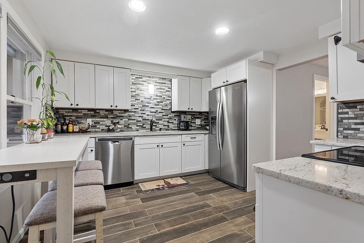 38 Stacey Circle, Unit 38 Windham, NH 03087 - Photo 1 of 33