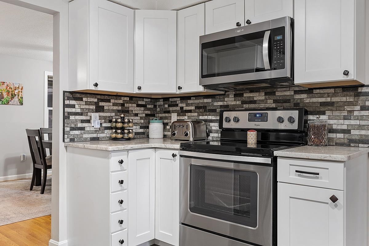 38 Stacey Circle, Unit 38 Windham, NH 03087 - Photo 13 of 33