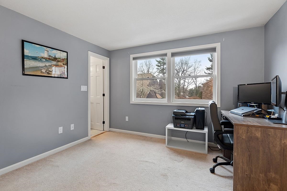 38 Stacey Circle, Unit 38 Windham, NH 03087 - Photo 17 of 33