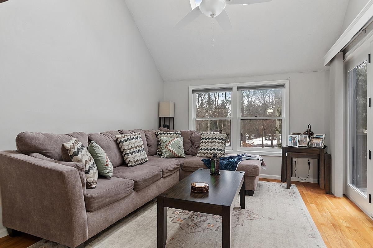 38 Stacey Circle, Unit 38 Windham, NH 03087 - Photo 10 of 33