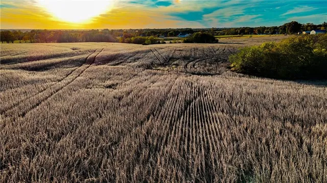 $1,175,550 | Quartz And Elm Street, Gallatin, MO 64640