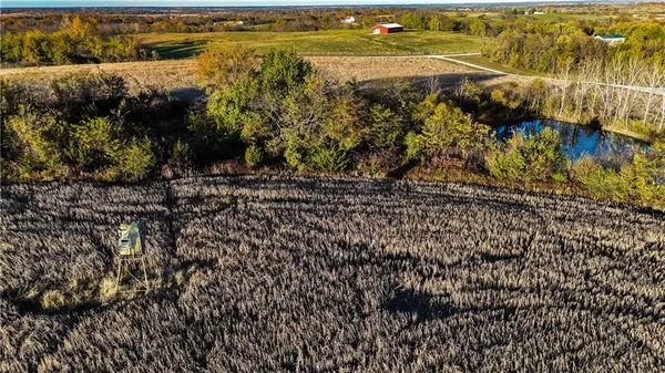 $993,000 | Quartz And Elm Street, Gallatin, MO 64640