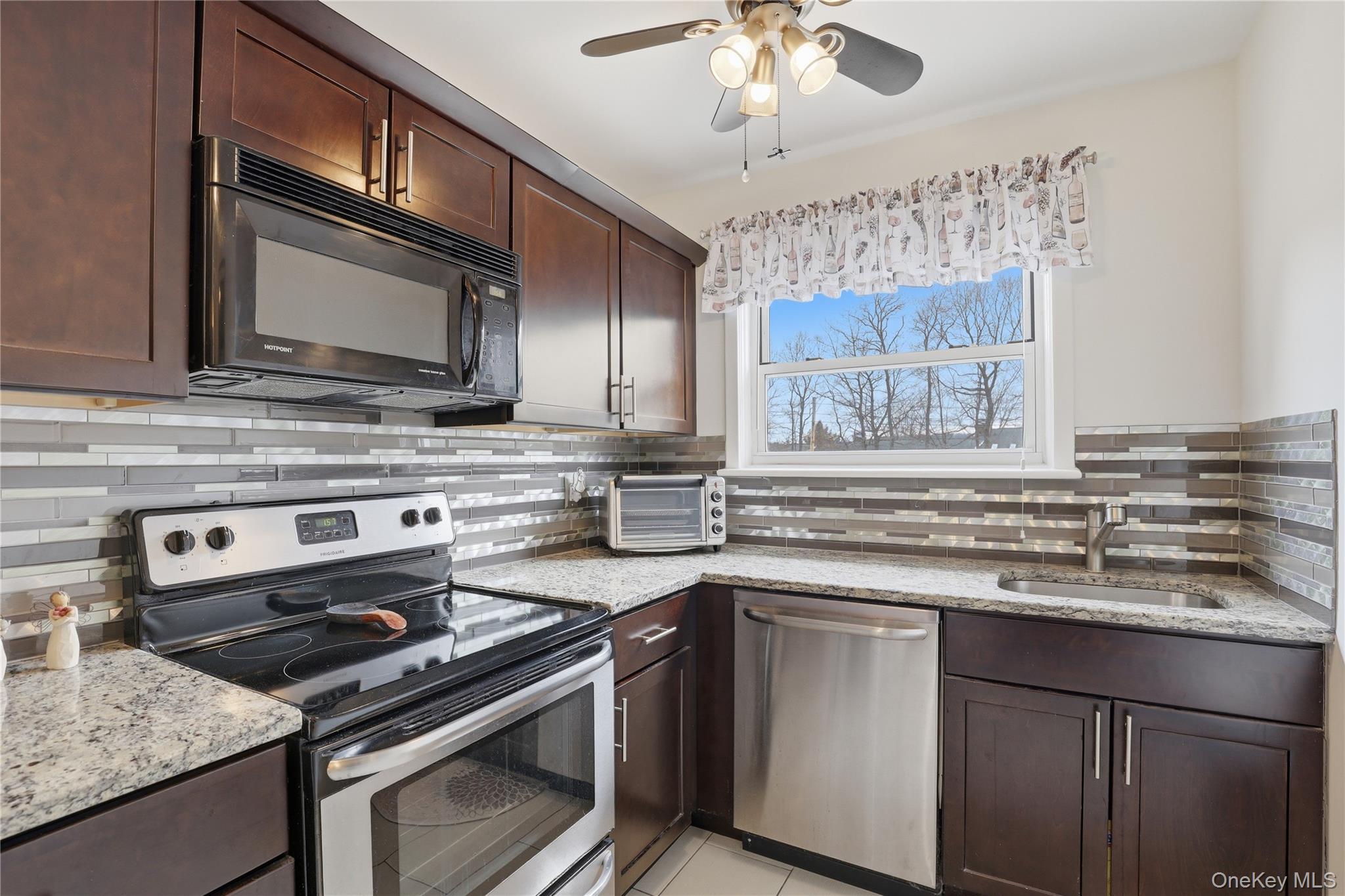 352 North State Road, Unit 1H Briarcliff Manor, NY 10510 - Photo 9 of 19