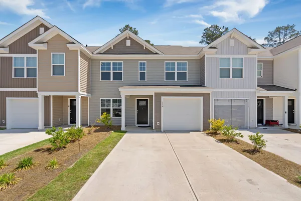 $2,600 | 114 Haventree Court, Summerville, SC 29486
