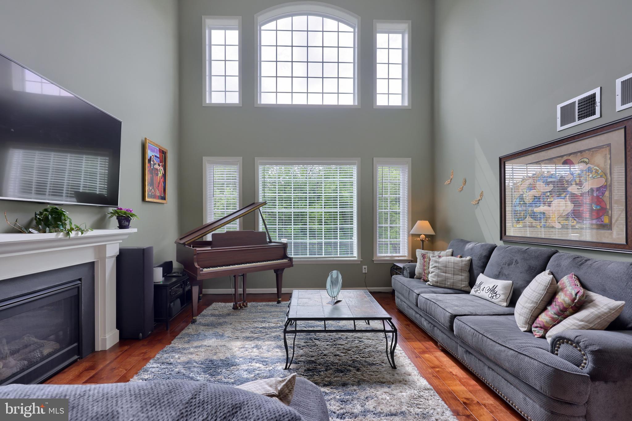 429 Prescot Street Lancaster, PA 17601 - Photo 22 of 45 Two story great room