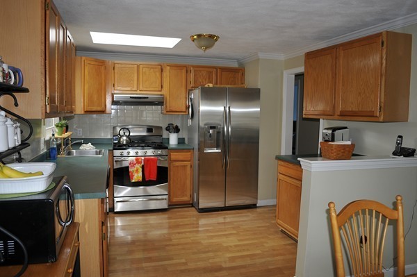 10 William Road Billerica, MA 01821 - Photo 8 of 30 Gallery Image 8