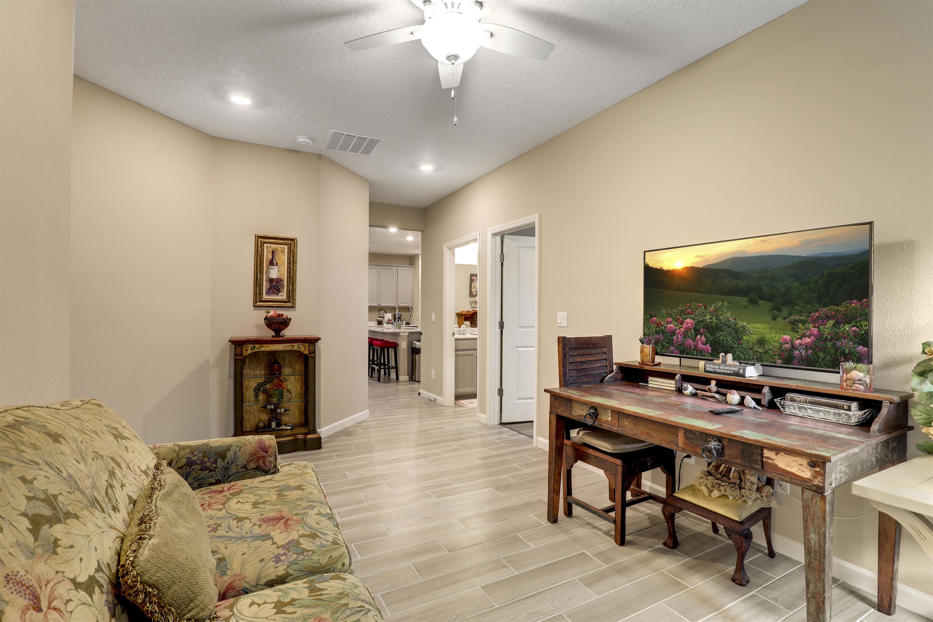 384 Gan Way St. Johns, FL 32259 - Photo 22 of 61 a living room with furniture and a flat screen tv