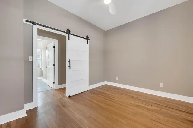 $2,195 | 508 Spears Avenue, Chattanooga, TN 37405