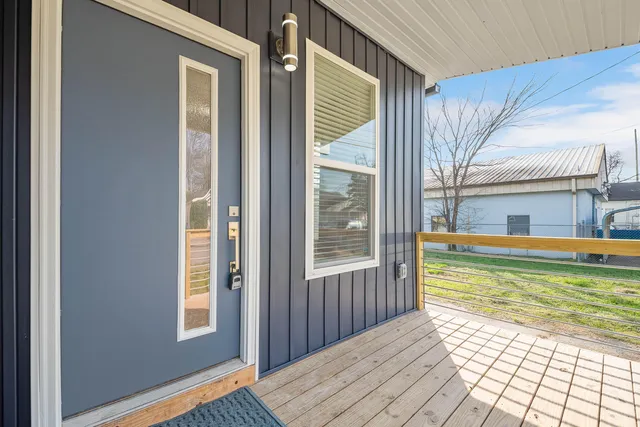 $2,195 | 508 Spears Avenue, Chattanooga, TN 37405