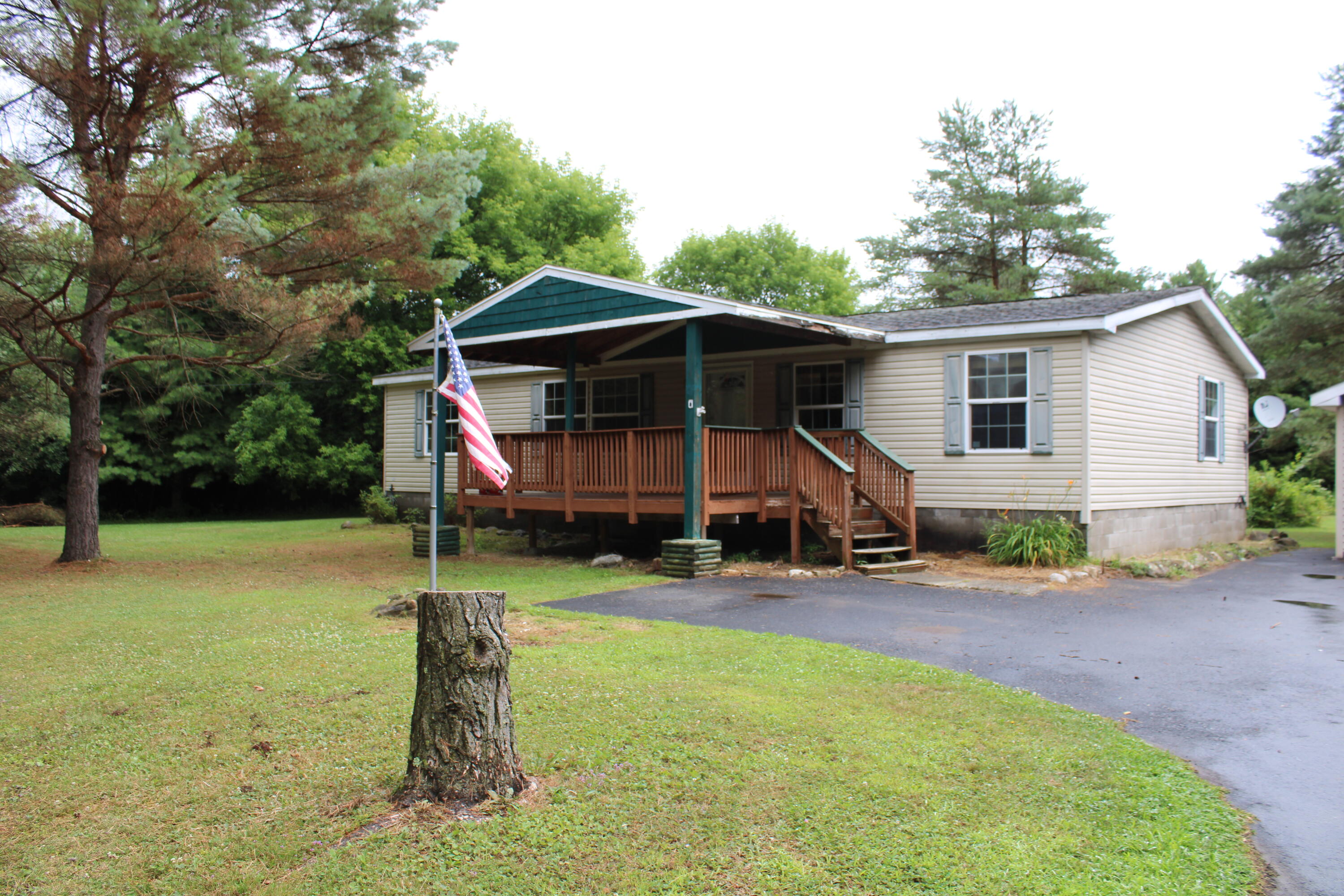 382 Fournier Road West Chazy, NY 12992 - Photo 2 of 26 Gallery Image 2
