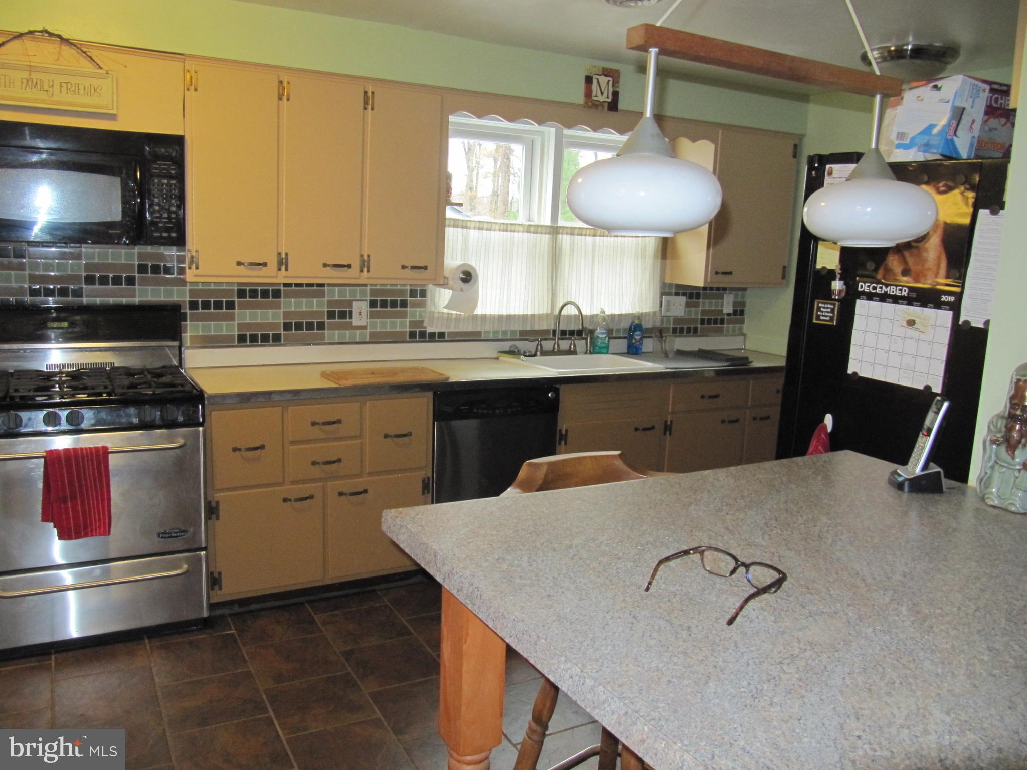5511 Taylor Road Riverdale, MD 20737 - Photo 9 of 35 Kitchen