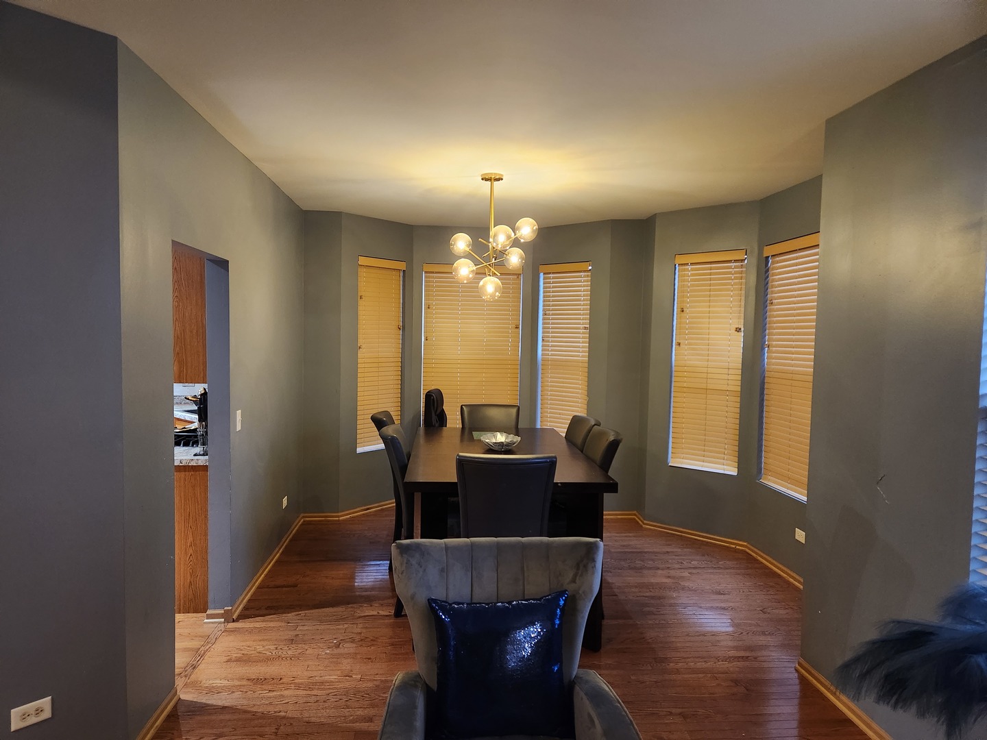 6509 Roth Drive Joliet, IL 60431 - Photo 3 of 10 a dining room with furniture window and wooden floor