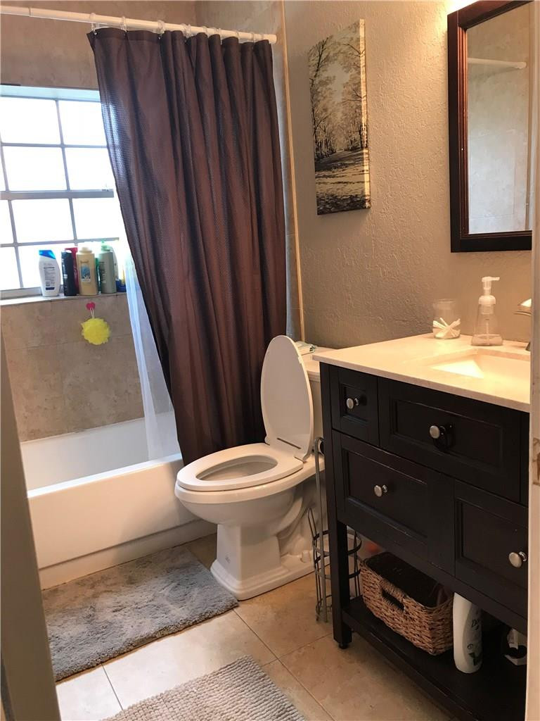 22683 Southwest 65th Way Boca Raton, FL 33428 - Photo 13 of 35 Photo 13
