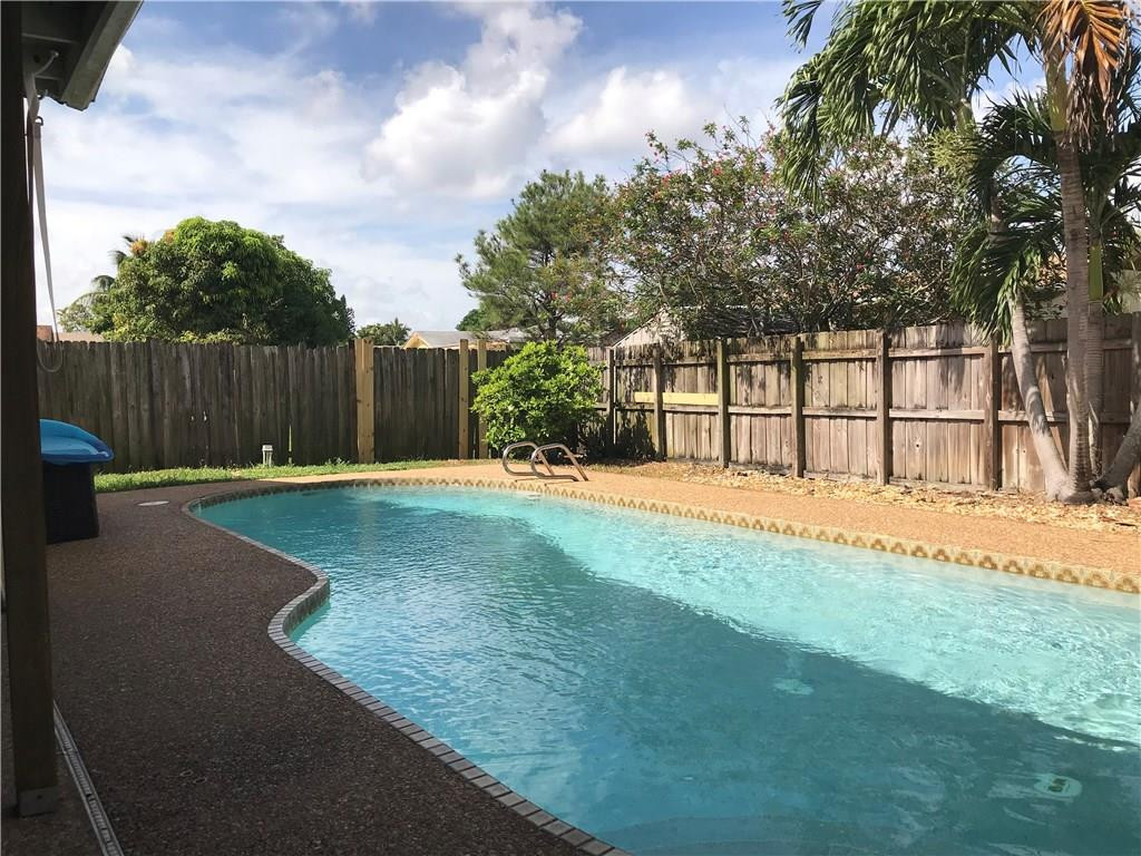 22683 Southwest 65th Way Boca Raton, FL 33428 - Photo 27 of 35 Photo 27
