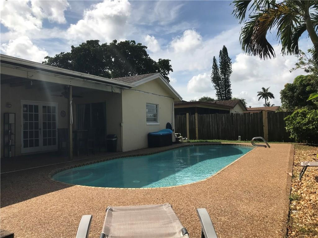 22683 Southwest 65th Way Boca Raton, FL 33428 - Photo 33 of 35 Photo 33
